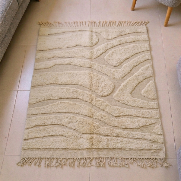 Mrirt Ivory Wave Carved Plush Wool Rug