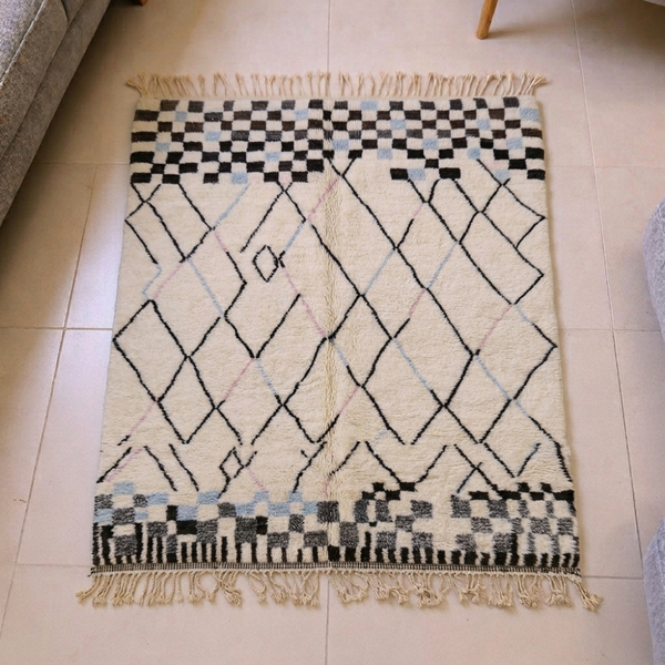 Mrirt Black Diamond High-Pile Wool Rug