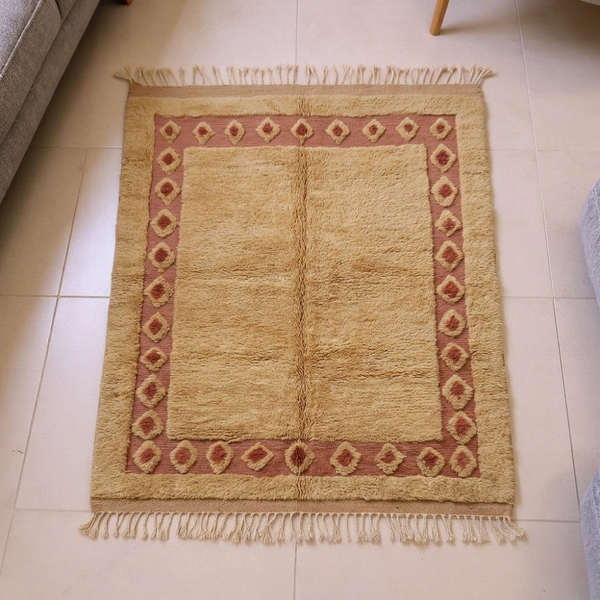 Mrirt Golden Bordered Wool Rug