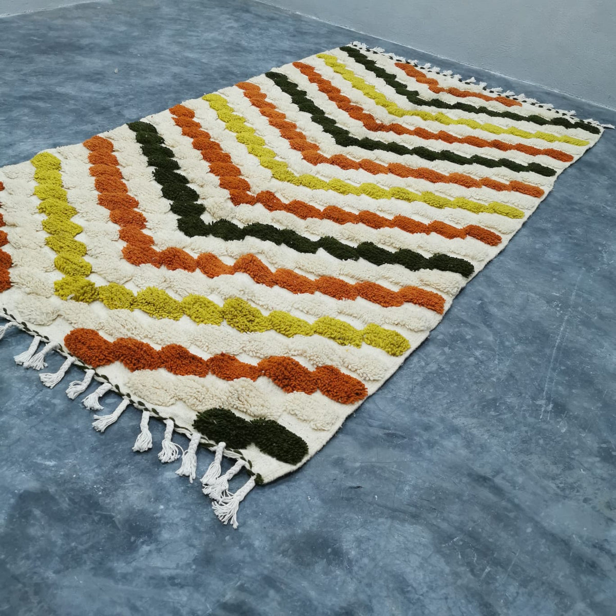 Beni Ourain ivory diamond rug front view - style 1