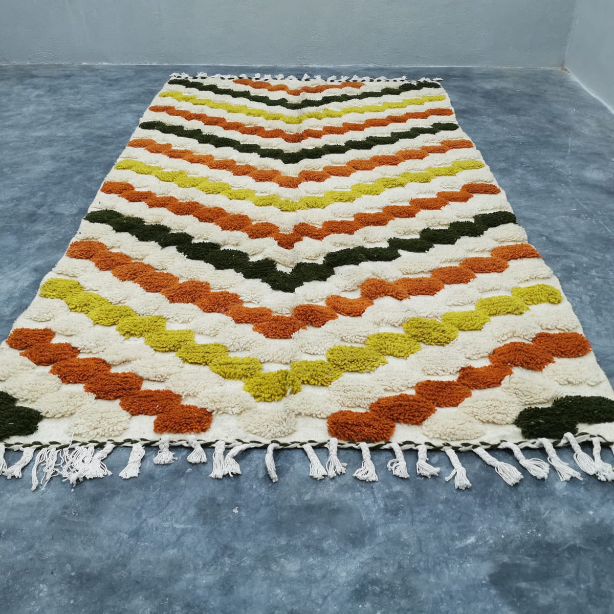 Beni Ourain ivory diamond rug front view - style 2
